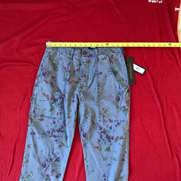 Hudson Jeans Floral Denim High Rise Ankle Pants New with Tags - Picture 6 of 7